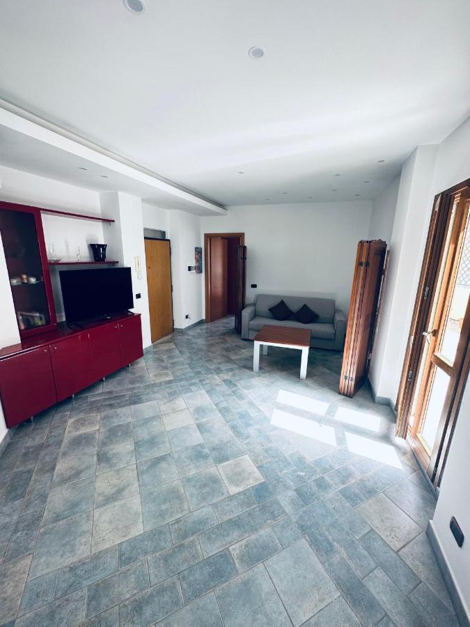 Newhouse Victoria - Sea View Apartment Неттуно Экстерьер фото