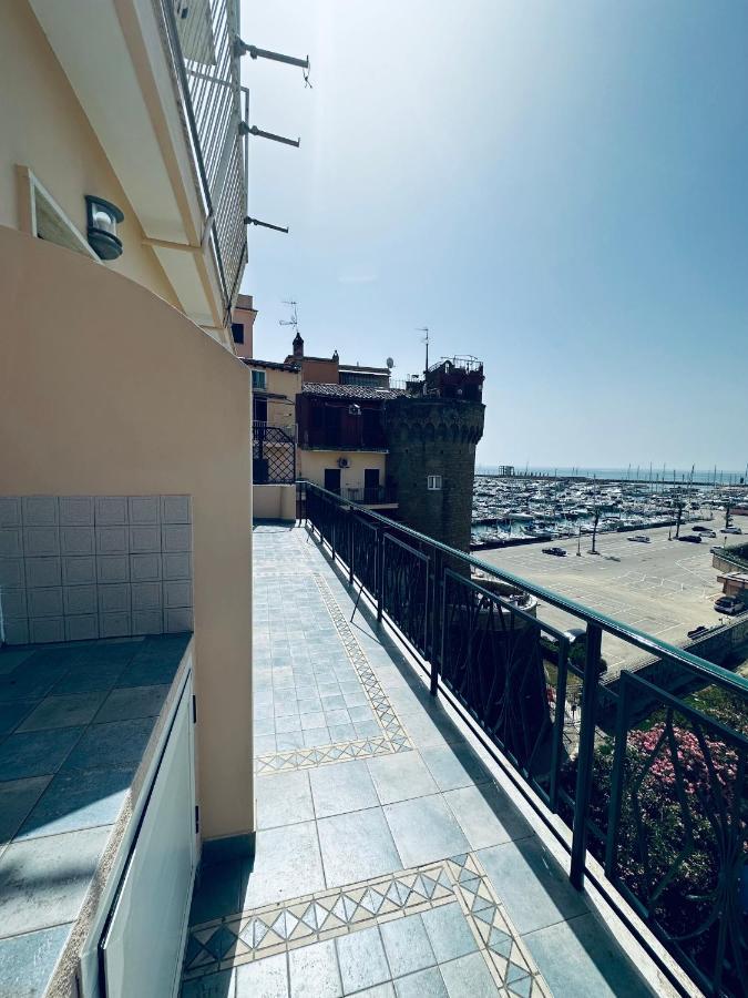 Newhouse Victoria - Sea View Apartment Неттуно Экстерьер фото