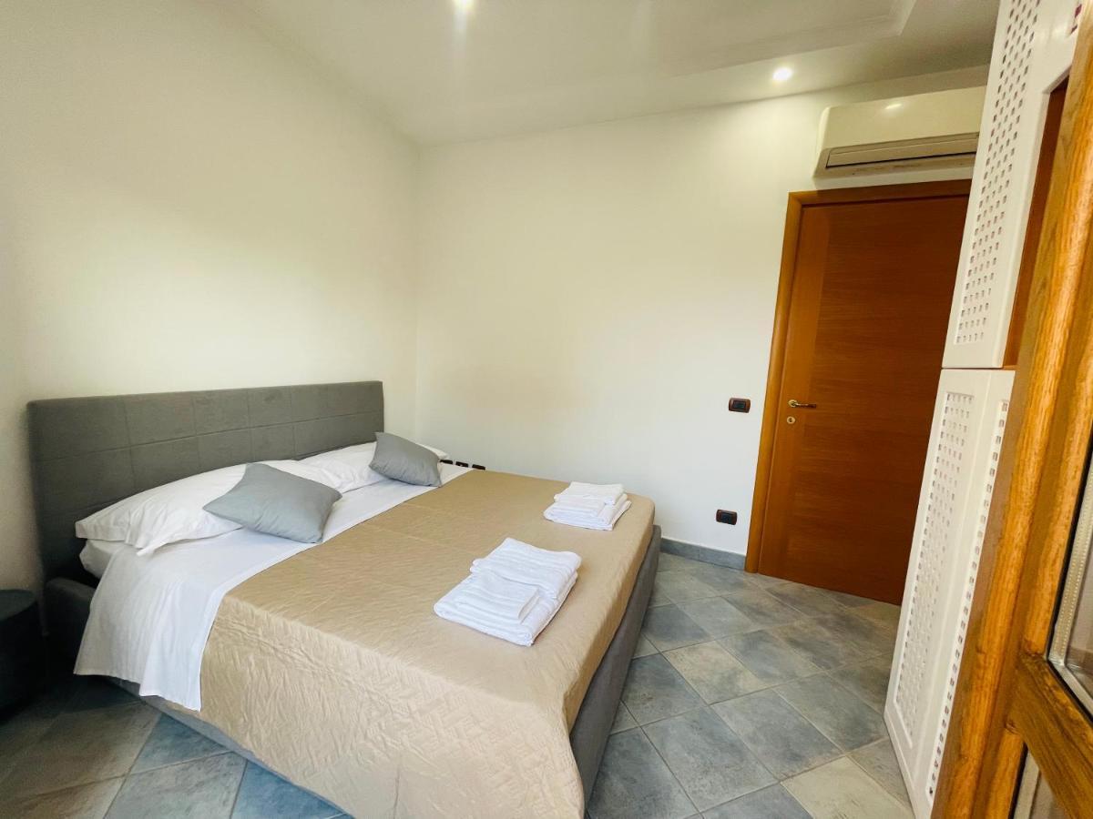 Newhouse Victoria - Sea View Apartment Неттуно Экстерьер фото